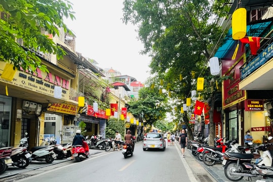 Phố Hàng Bông