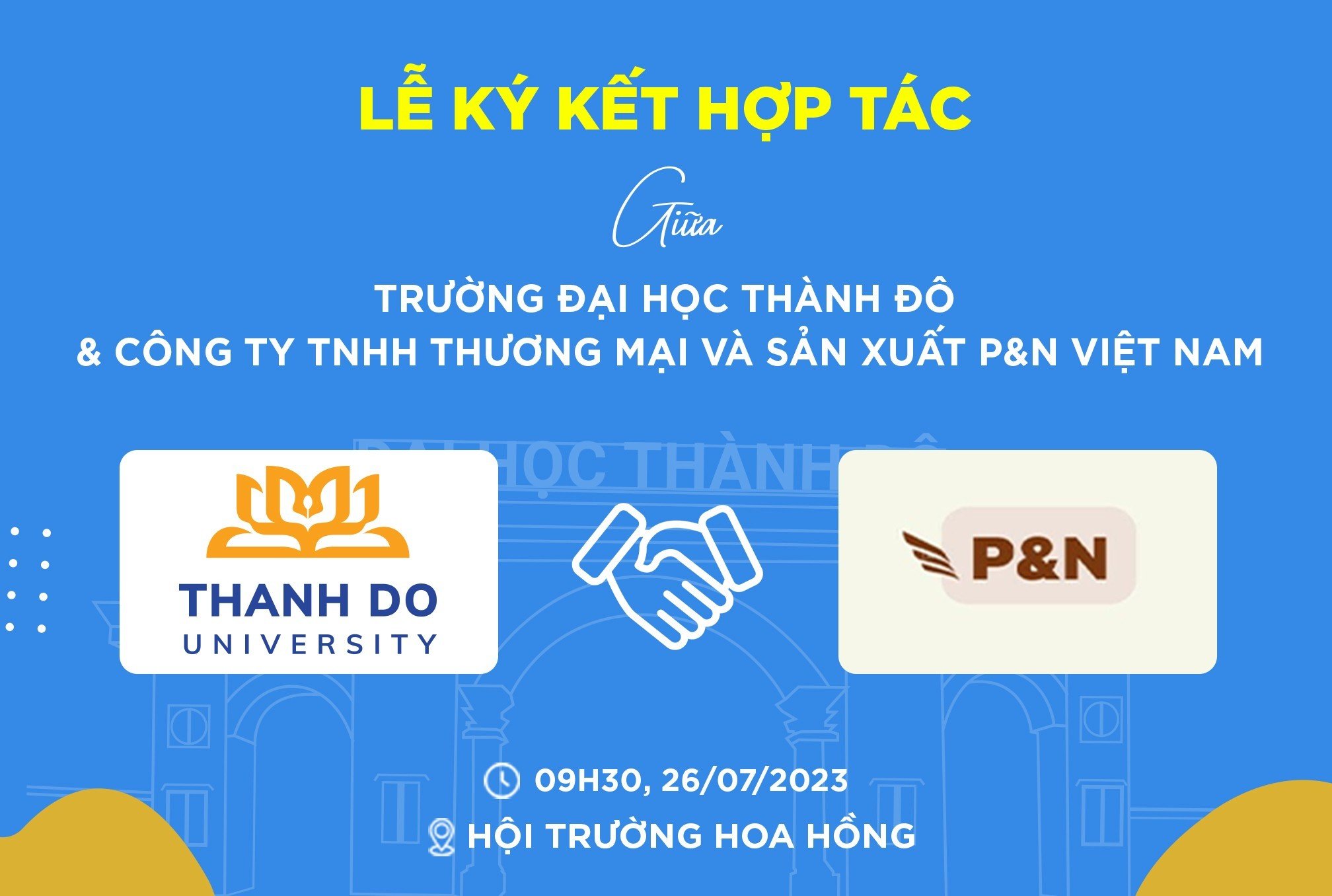 Sinh viên quan sát quy trình làm việc