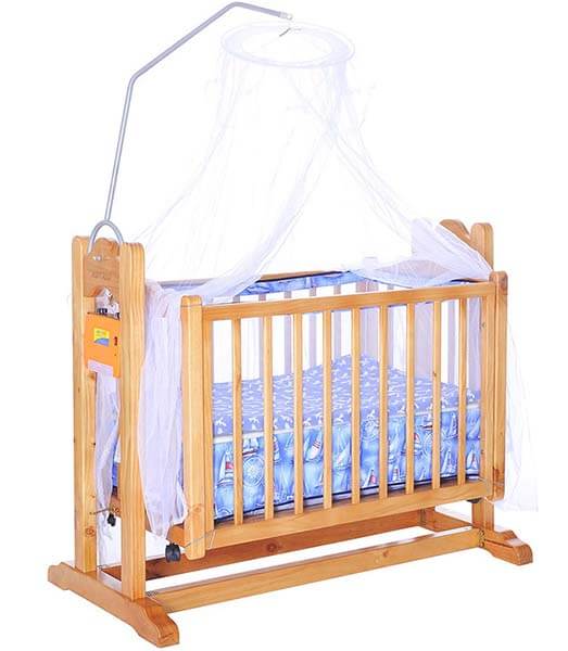 Bé luyện phát âm rõ ràng