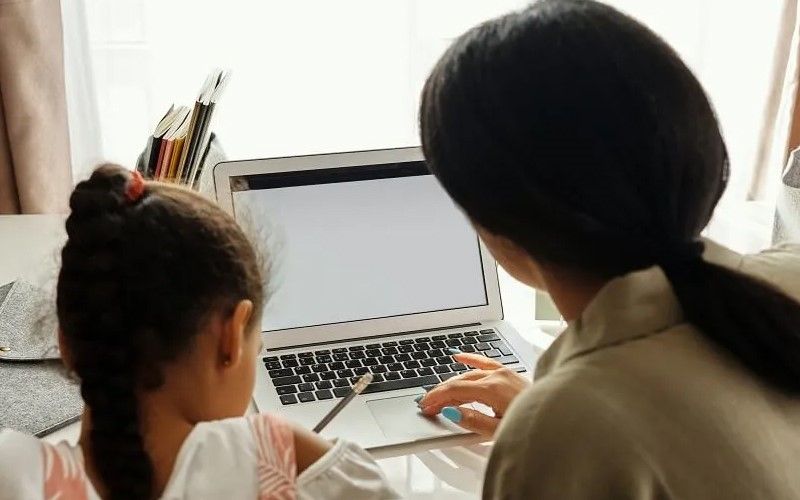Trẻ tự tin nói trước lớp