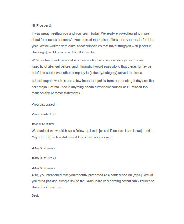 Duy trì liên lạc qua các nền tảng mạng xã hội chuyên nghiệp sau sự kiện