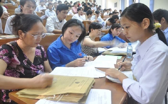Lịch học sinh viên dày đặc