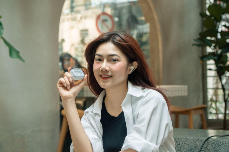 Chi tiết loa 2 chiều và bộ khuếch đại kép trên Galaxy Buds4 Pro