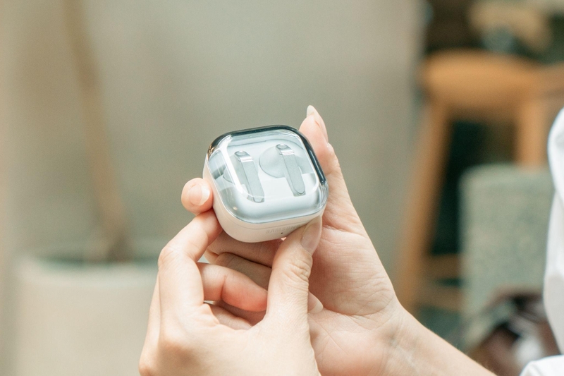 Trải nghiệm nghe nhạc với Galaxy Buds4 Pro trong nhiều tình huống