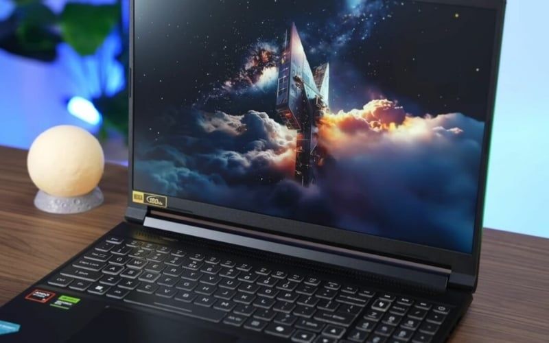 Card RTX 5050 8GB GDDR7 hỗ trợ Ray Tracing và DLSS
