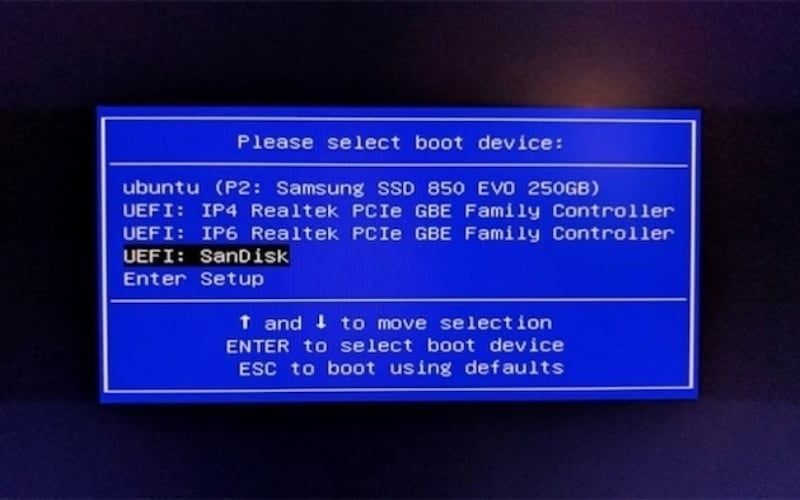 Mã tên của ổ cứng mới lắp hiển thị đúng cho thấy hệ thống đã nhận diện SSD M.2