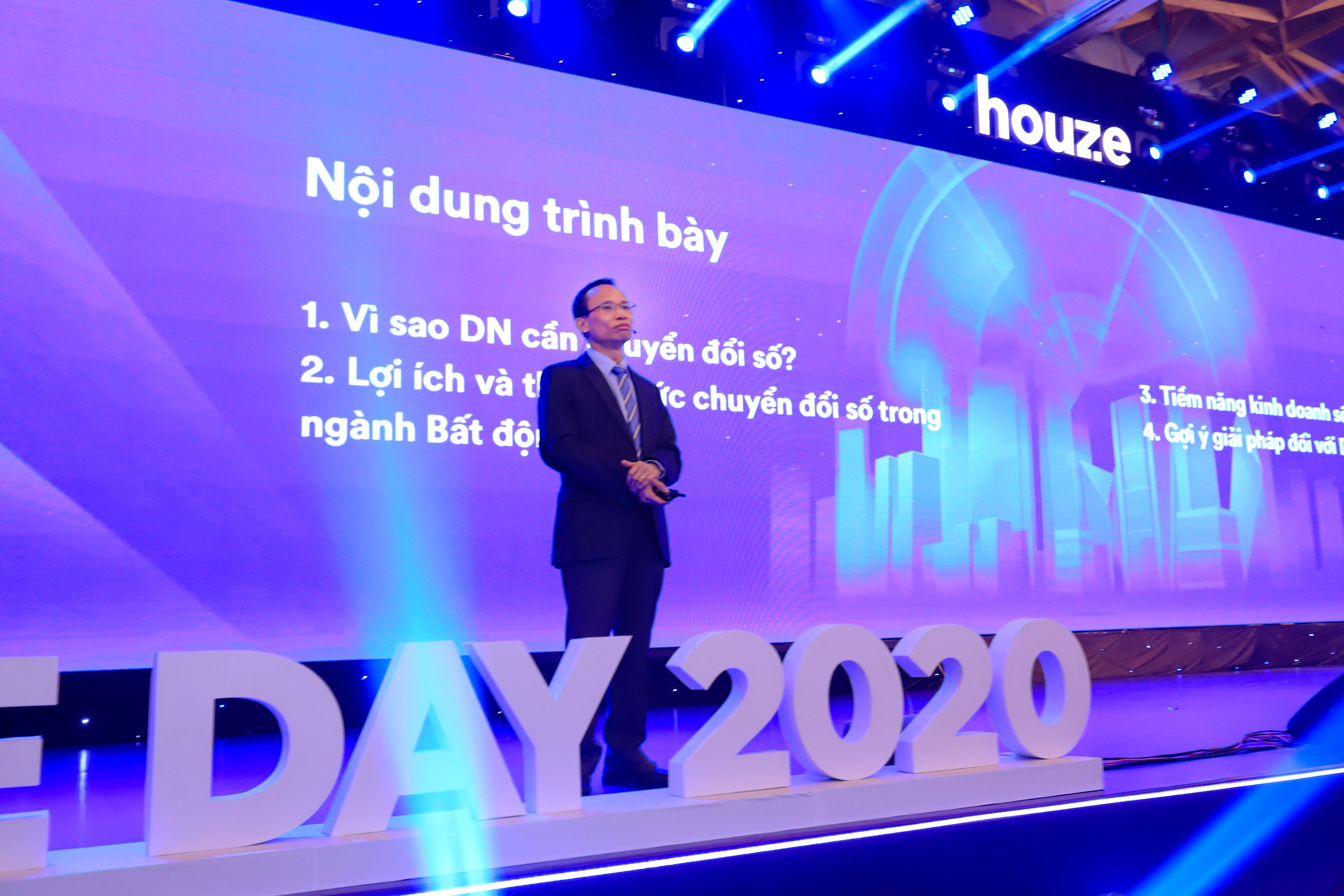 Tín hiệu đọc doanh nghiệp bất động sản