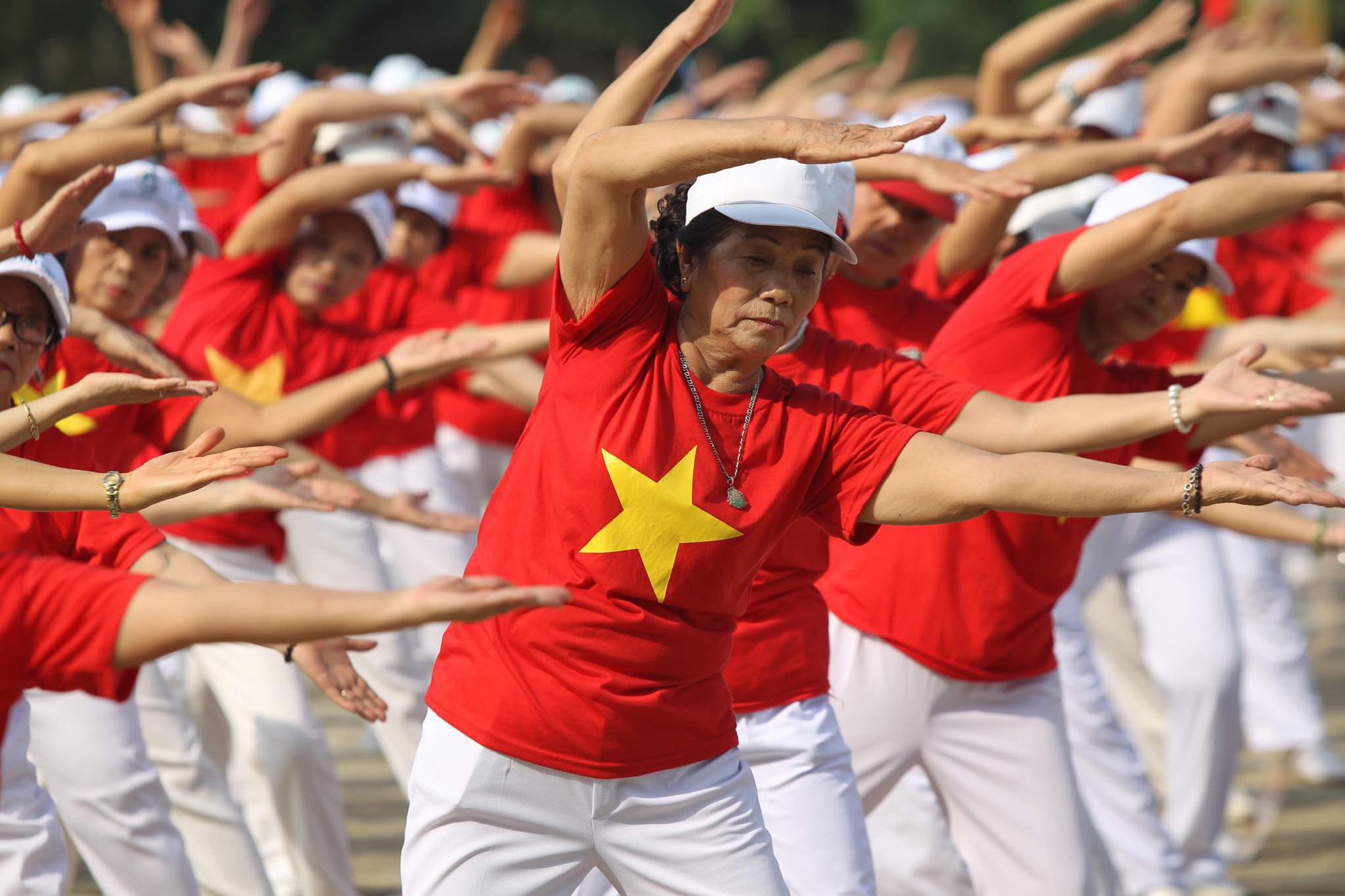 Người cao tuổi tham gia hoạt động cộng đồng