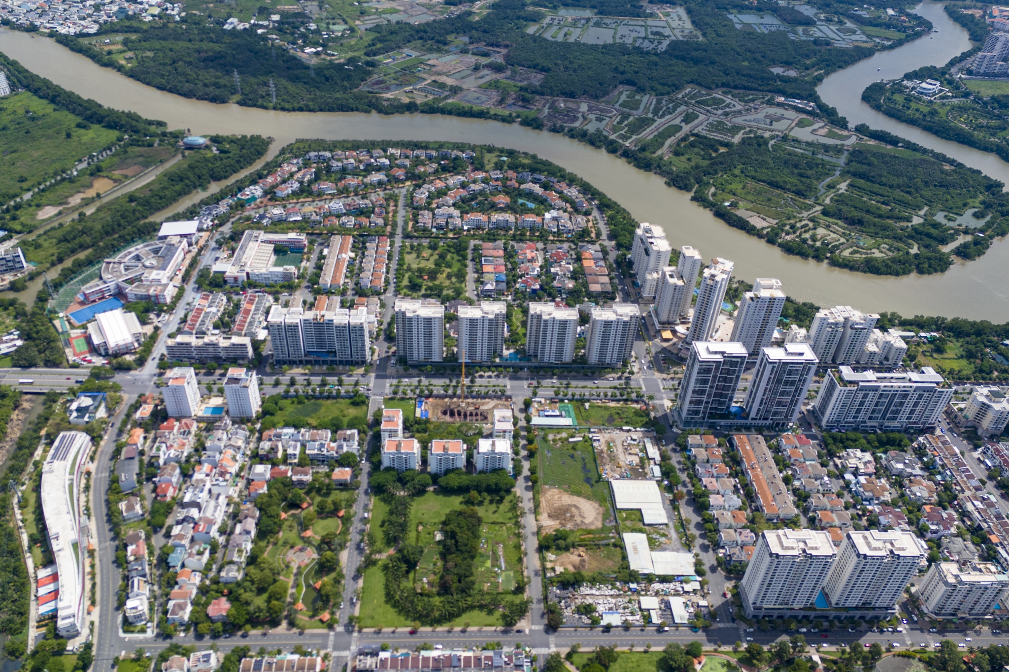 Thị trường nhà ở đô thị