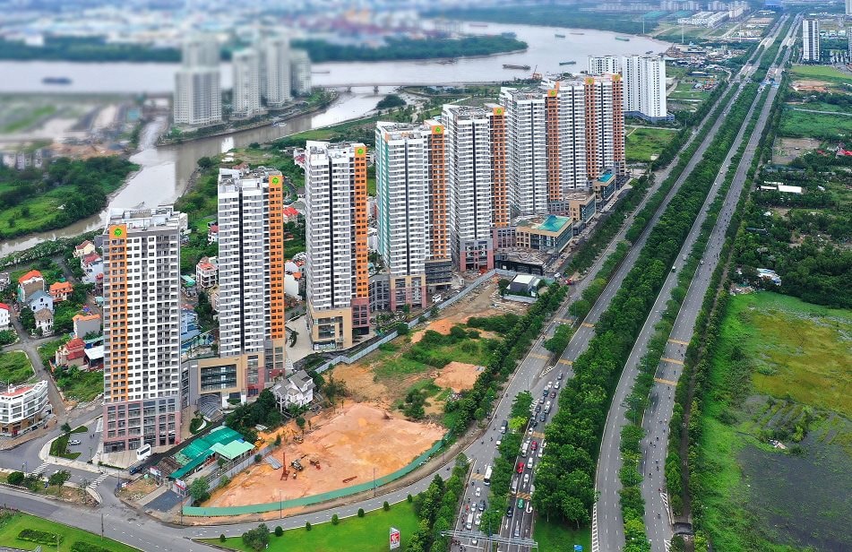 Biến động giá nhà theo khu vực