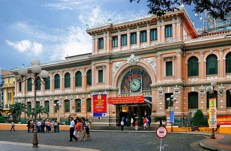 Dòng tiền dịch chuyển rõ