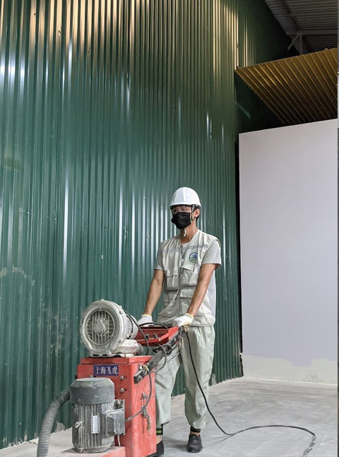 Thi công sàn nhà cẩn thận