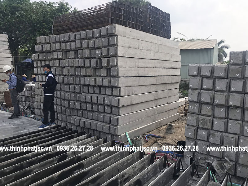 Kiểm tra giấy tờ trước cọc