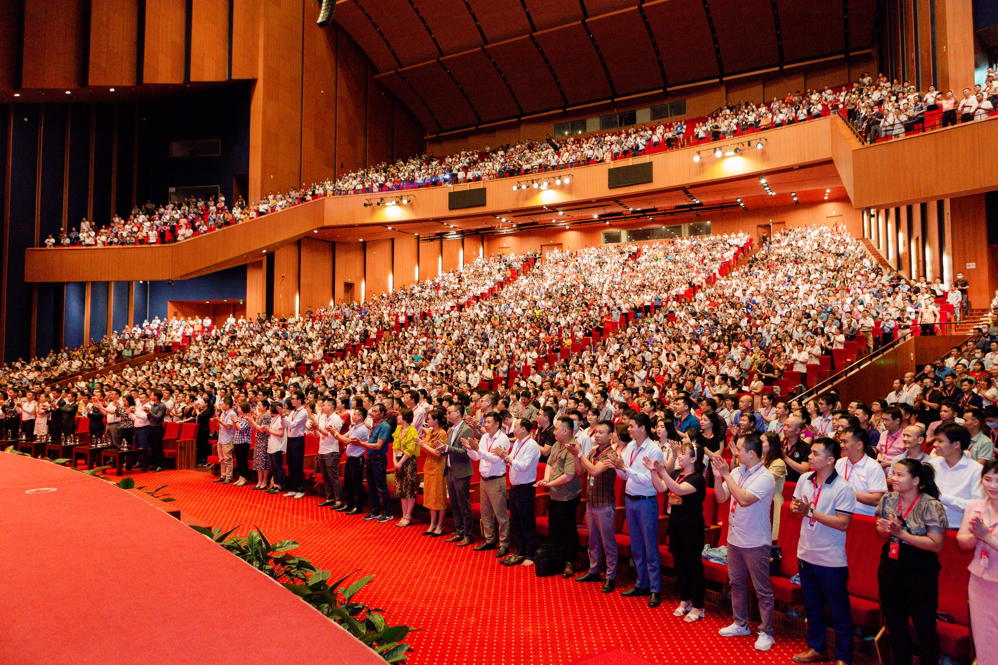 Trang phục môi giới chuyên nghiệp