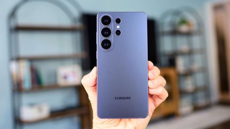 Tổ chức đánh giá tiêu dùng châu Âu kiểm tra Galaxy S26 Ultra