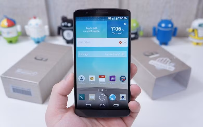 Màn hình QHD+ với tần số quét 120 Hz mang lại trải nghiệm mượt mà