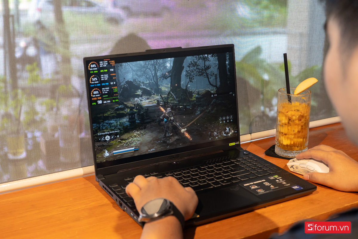 Hệ thống tản nhiệt của ASUS TUF Gaming F16