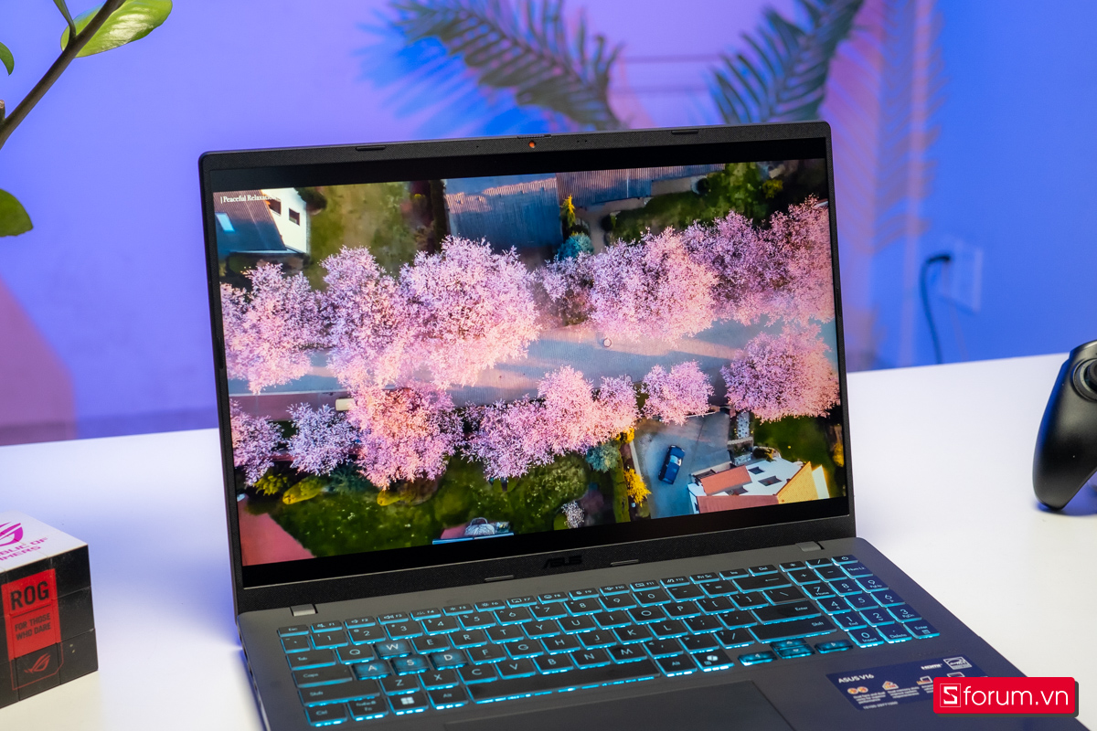 Màn hình ASUS Gaming V16 16 inch 144Hz