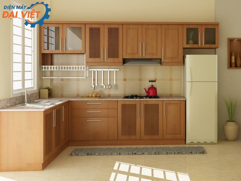 Tủ lạnh đặt trong gian bếp hiện đại