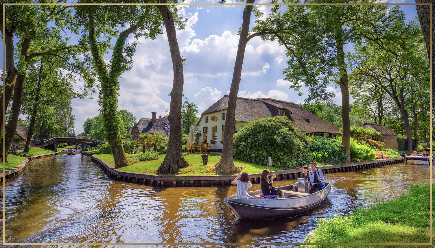 Cảnh quan sống tại Saigon Riverside Complex cạnh sông Sài Gòn