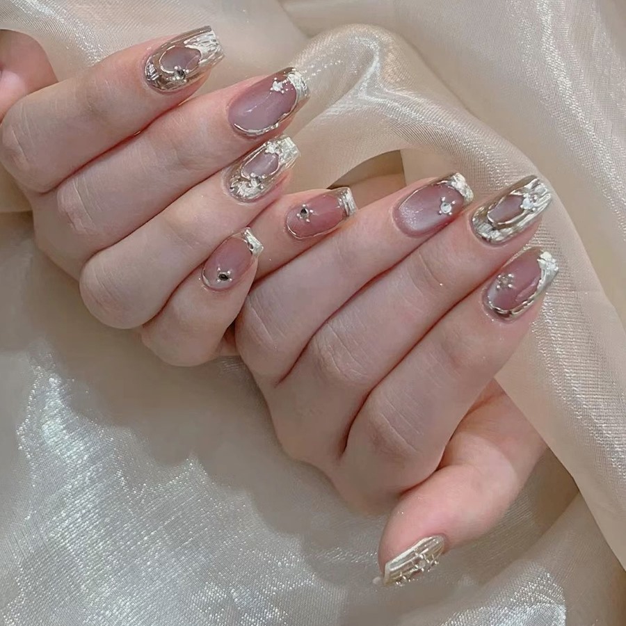 mẫu nail tráng gương