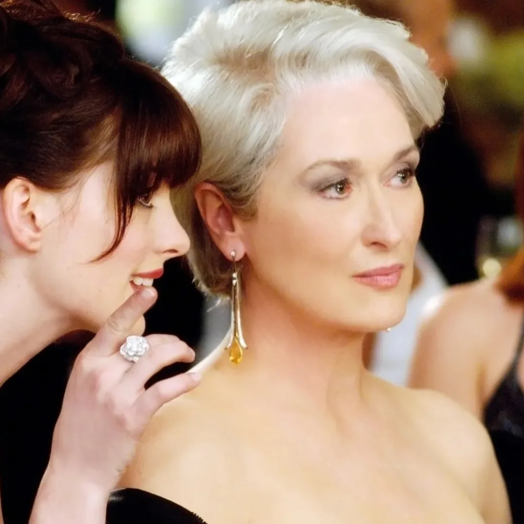 Hình ảnh kiểu trang điểm quyền lực của Miranda Priestley
