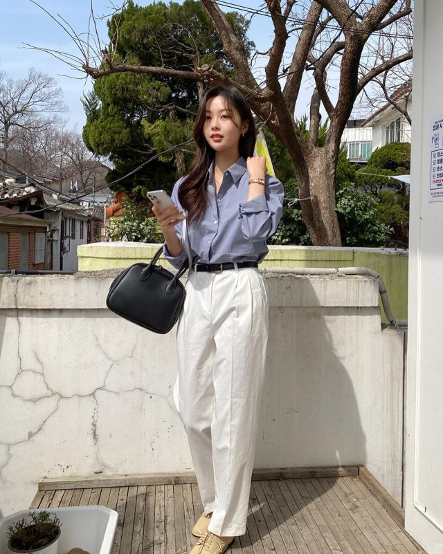 Áo sơ mi và quần tây ống rộng