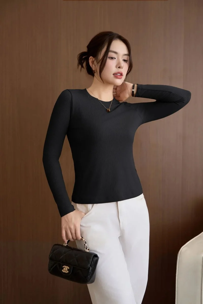 Áo giữ nhiệt mix quần jean