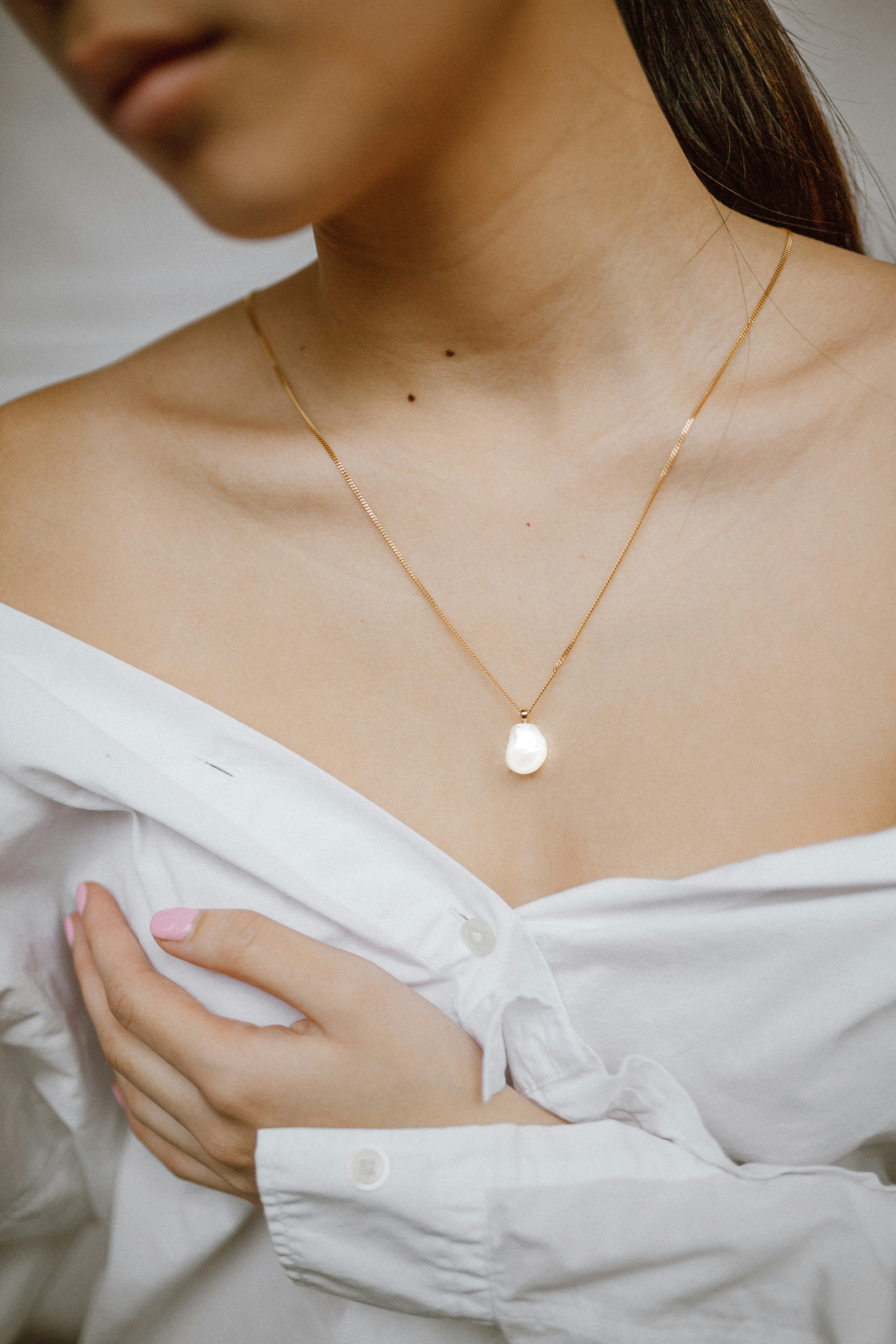Phụ kiện vòng cổ và khuyên tai