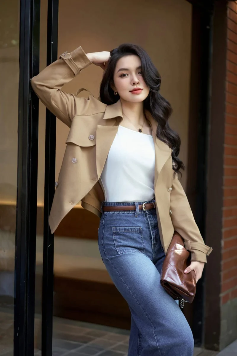 Áo khoác măng tô + quần jean