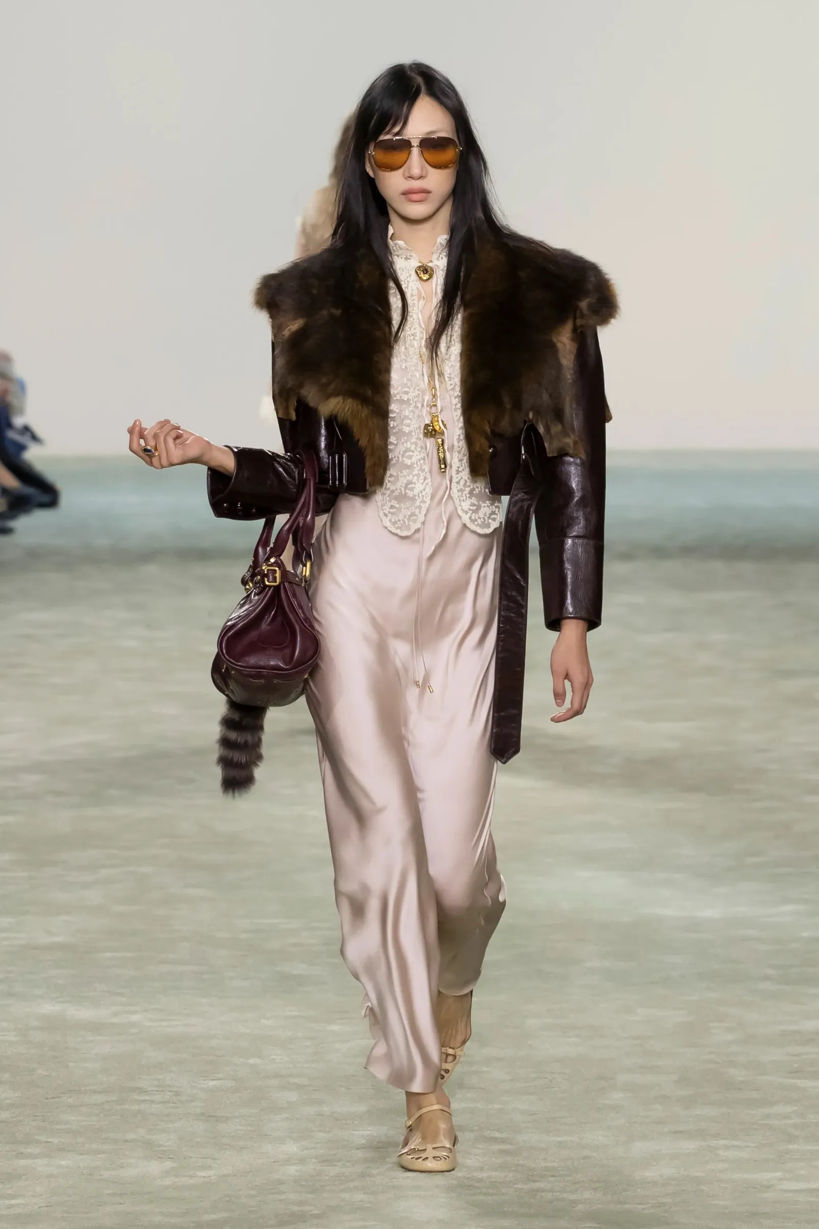 Phong cách Portobello boho hoài cổ đậm chất thơ của Chloe