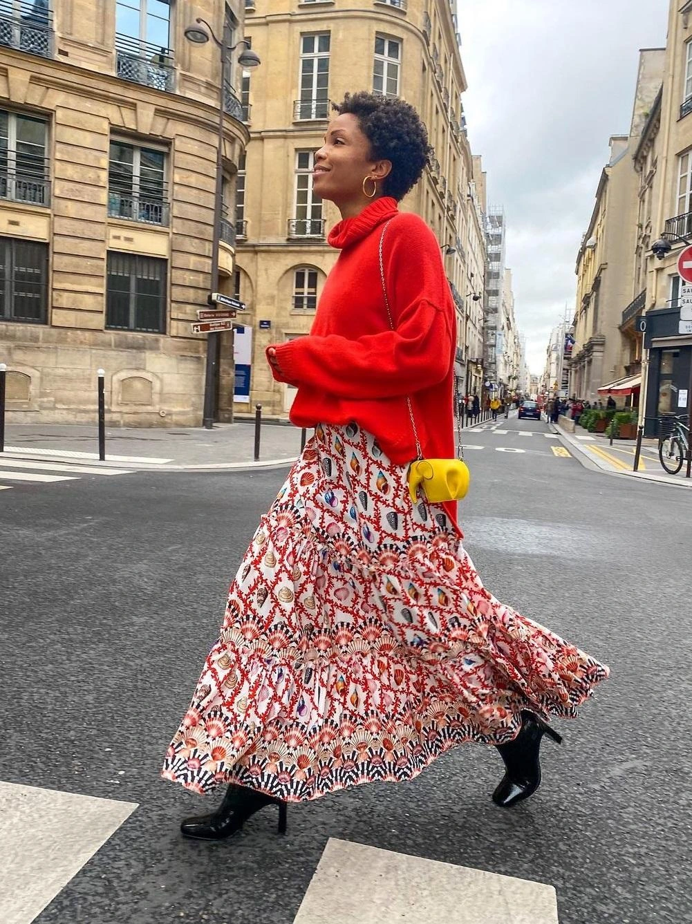 Áo oversized với dây strappy