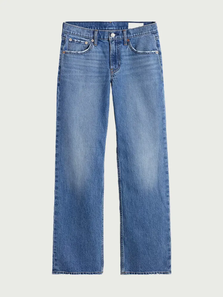 Chi tiết quần jeans dáng suông rộng rãi thoải mái