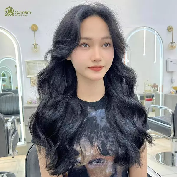 Kiểu tóc Hàn Quốc xoăn lơi