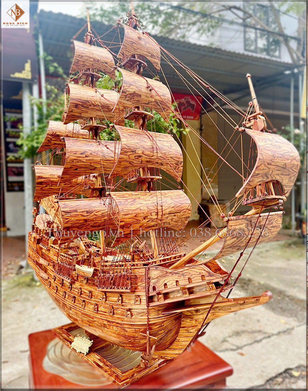 Chất liệu và màu công sở