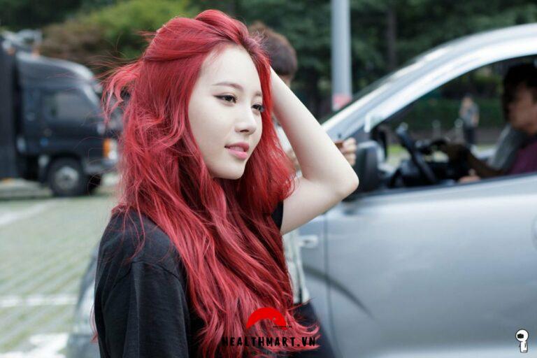 Tóc đỏ nâu nổi bật