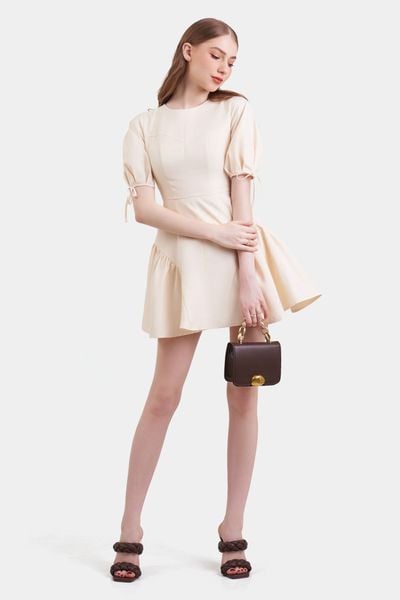 Đầm sơ mi cách điệu giúp nàng điệu đà