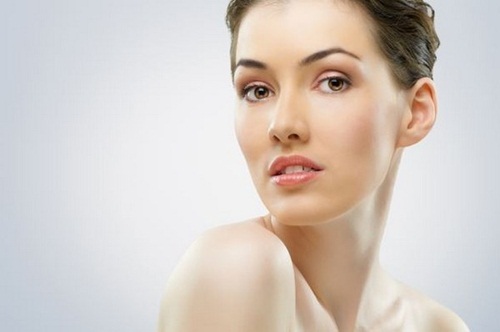 Làm sạch nhẹ nhàng để giảm kích ứng cho da