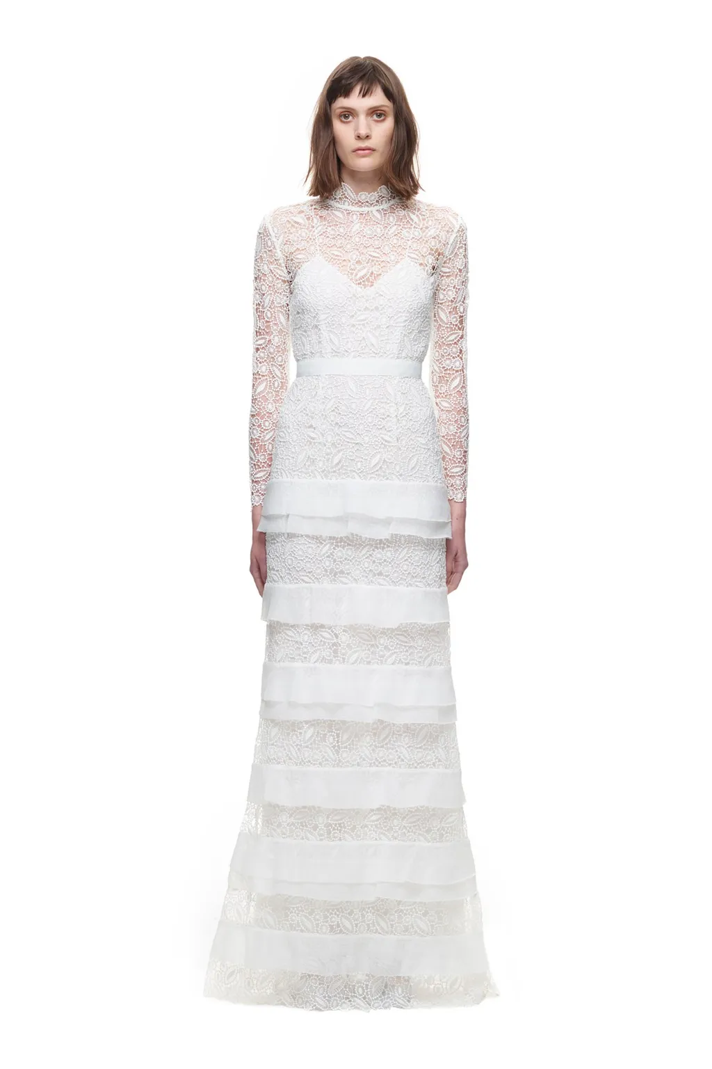 Silhouette thanh lịch trong bộ sưu tập cưới 2026