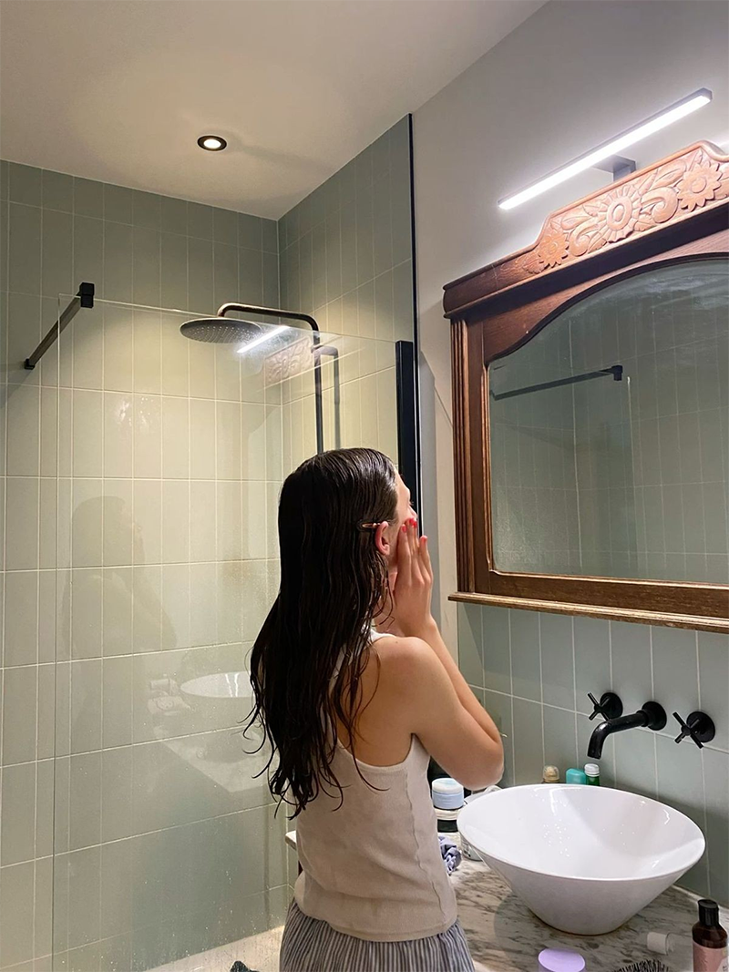 Phân tích mặt lợi và hại của Caveman skincare theo da liễu