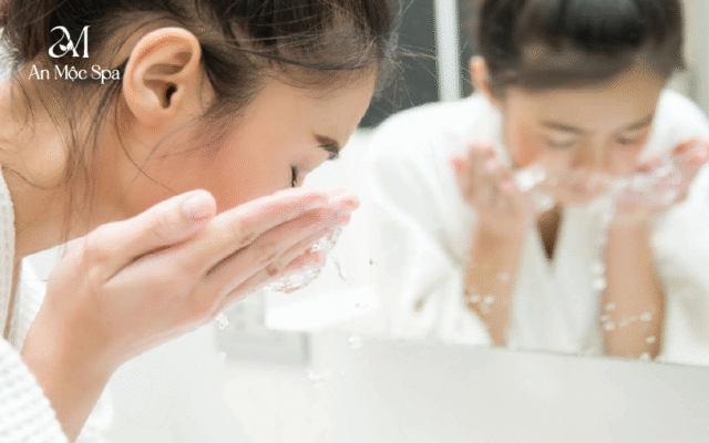 Quy trình chăm sóc da mụn đúng cách tại nhà