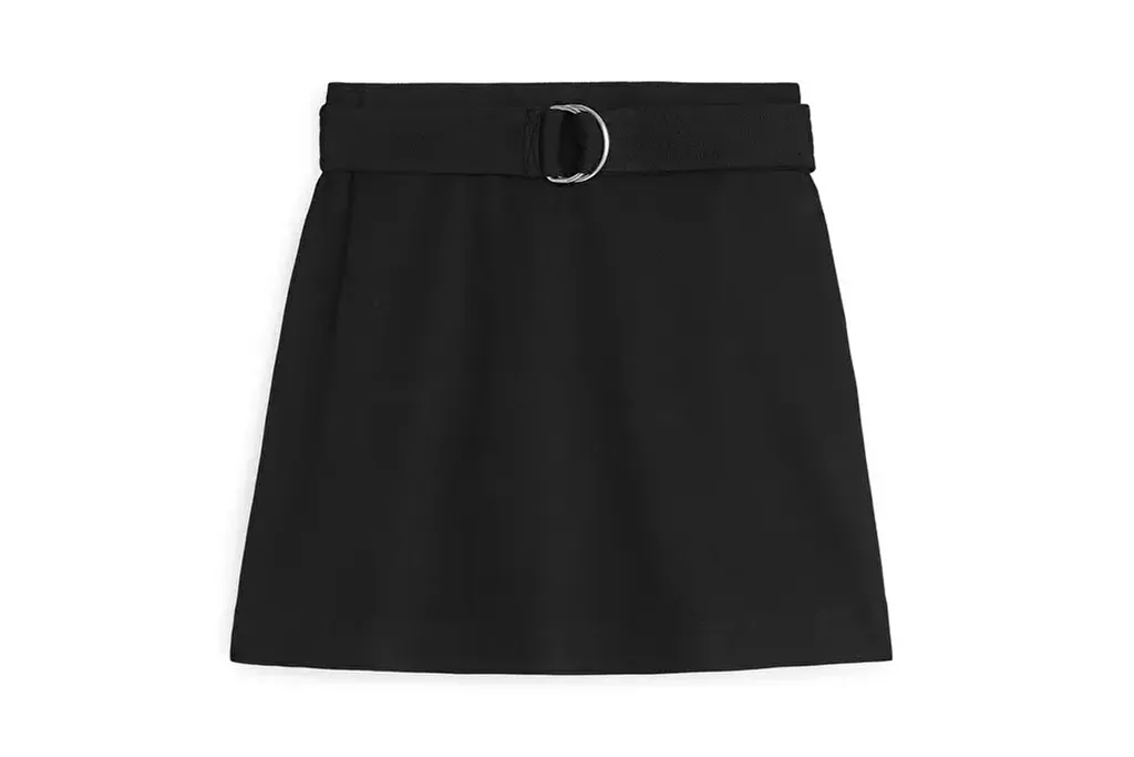 Chân váy đa năng dễ dàng phối hợp trang phục