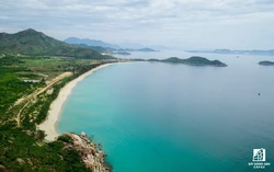 Bãi biển hoang sơ tiềm năng khai thác