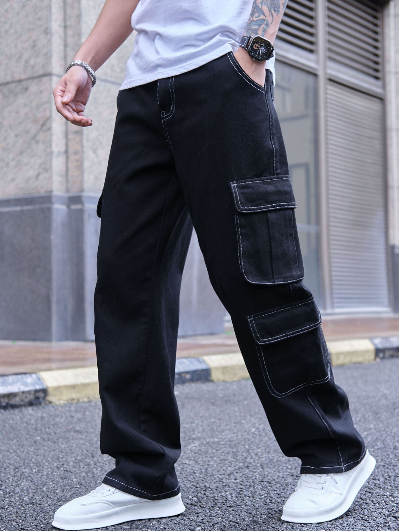 Quần cargo jeans phong cách utilitarian