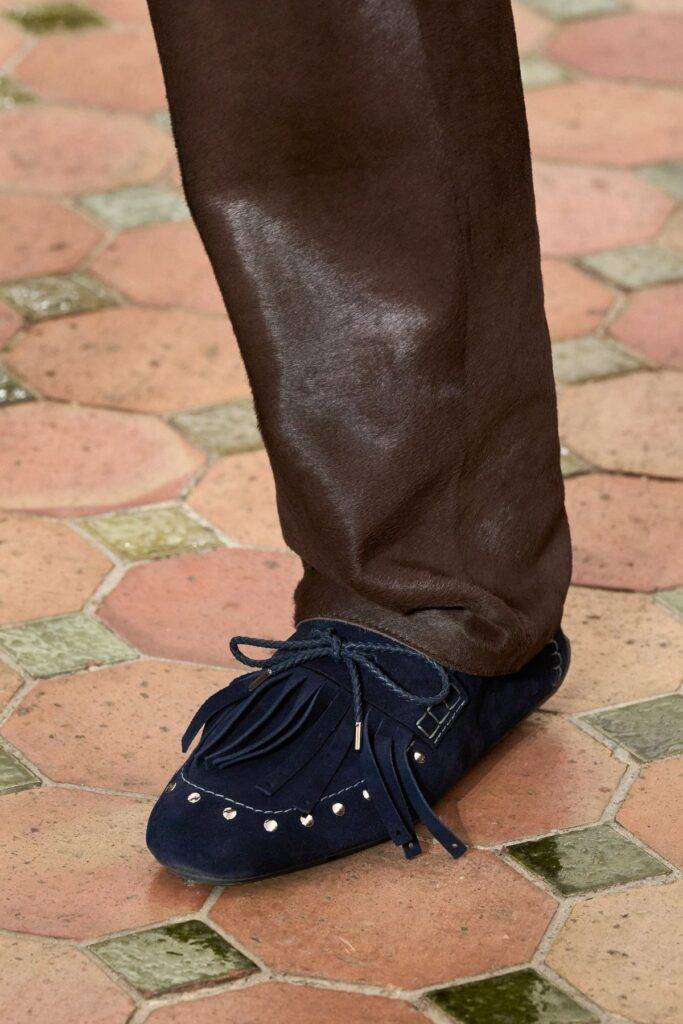 Giày moccasin 2026
