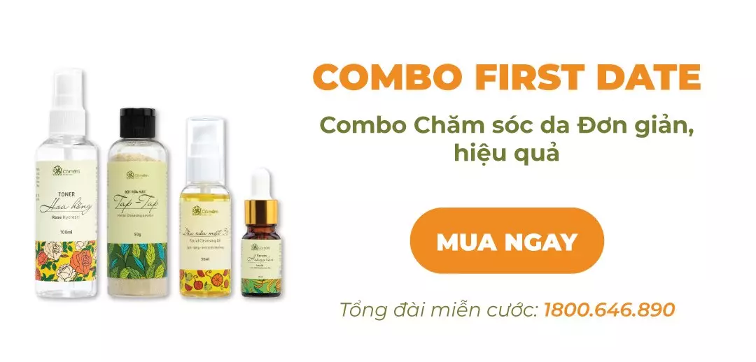 Đắp mặt nạ trong quy trình chăm sóc da buổi tối