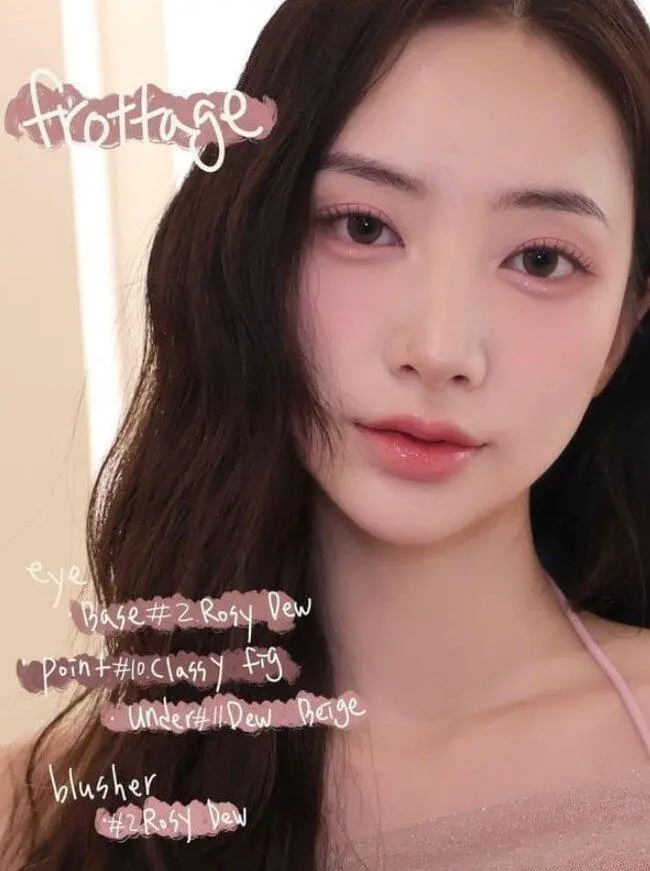 Màu hồng tự nhiên quyến rũ giúp gương mặt mềm mại và có sức sống