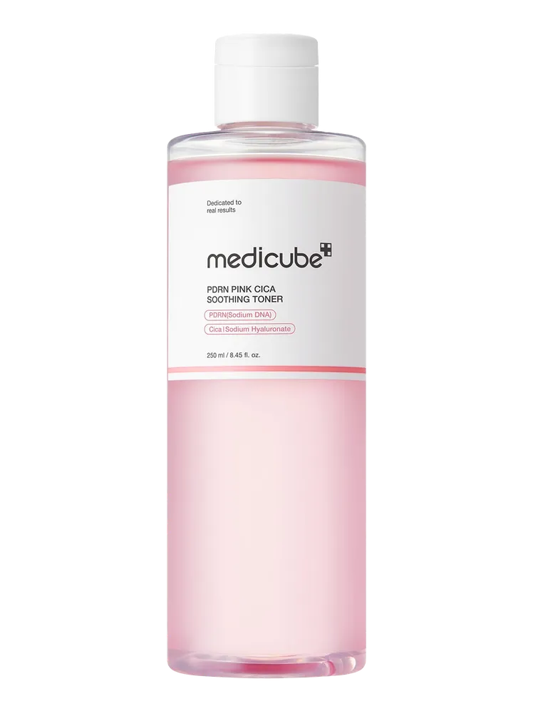Nước hoa hồng Medicube PDRN Pink Cica Soothing Toner với màng bọc phân tử sinh học