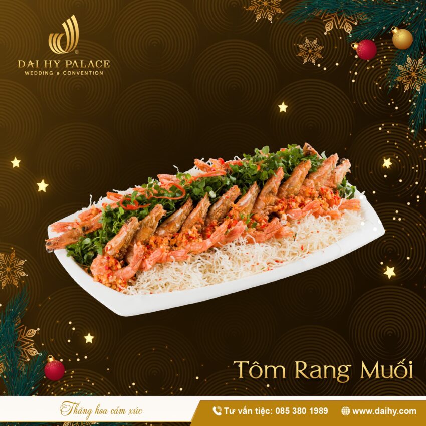 Món khai vị tiệc cưới nhẹ nhàng với gỏi cuốn và chả giò được bày trí tinh tế