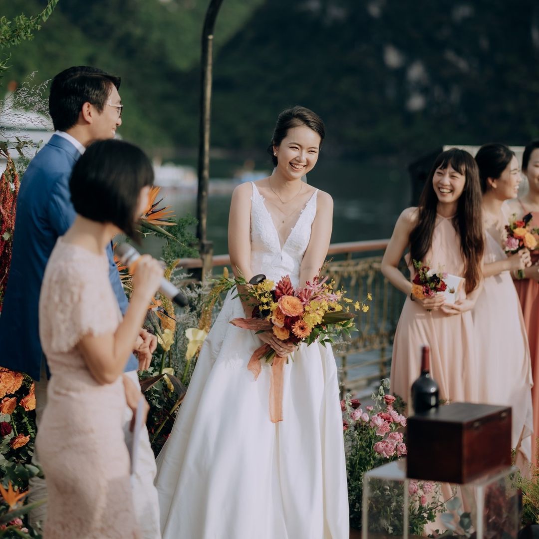 Khoảnh khắc đám cưới trong mơ trên du thuyền giữa vịnh Hạ Long